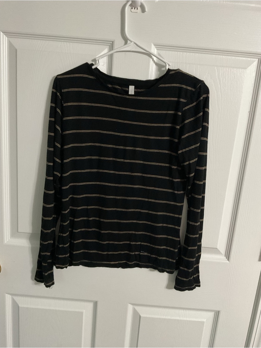 Tahari Black Long Sleeve Top with Tan Stripes size S/P